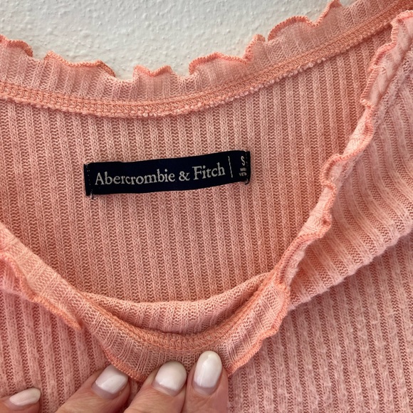 A&F Cropped long sleeve top - Picture 2 of 2